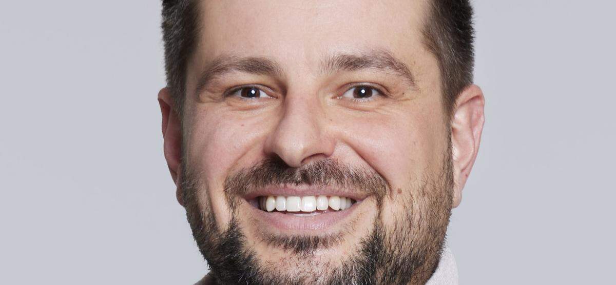 Martin Bartolits (32) erweitert den Grazer Standort von CBRE. Der Immobilienkaufmann- und  Treuhänder betreut u. a. die Vermietung von Logistik- und Industrieflächen.