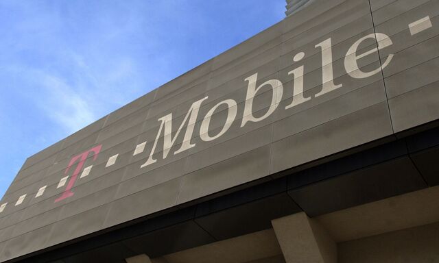 THEMENBILD: 'T-MOBILE-ZENTRALE'