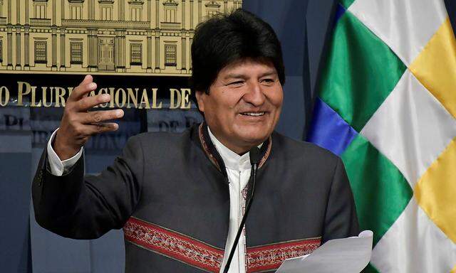 Bolivia's President Evo Morales smiles during a news conference at the presidential palace in La Paz