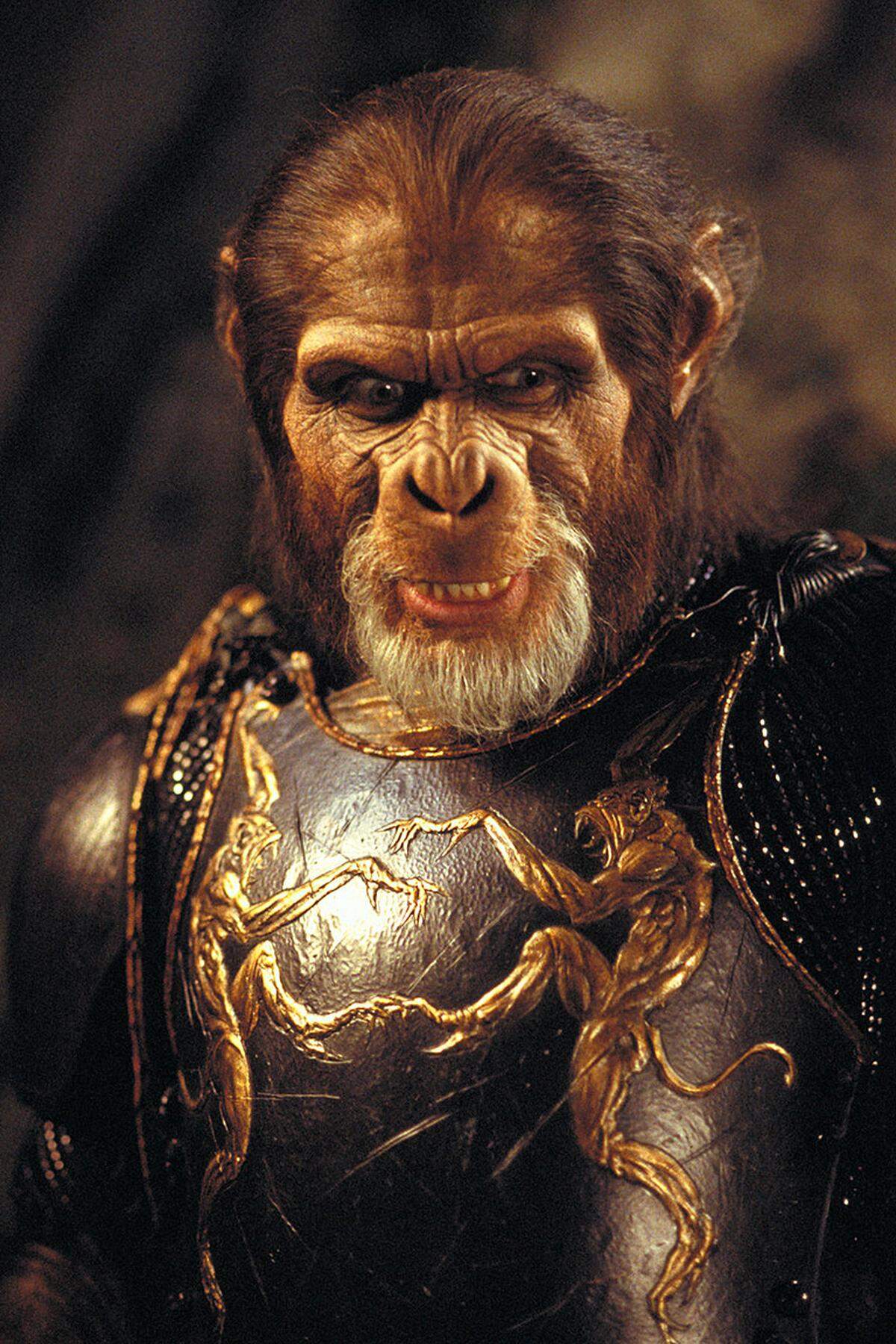 Vor zehn Jahren fand die Affen-Serie mit Tim Burtons Remake "Planet der Affen" ihre Fortsetzung. Heston spielte eine kleine Nebenrolle. Der Film basierte nur lose auf dem Original. Der wichtigste Affe des Films, General Thade, wird darin von niemand anderen verkörpert als ...