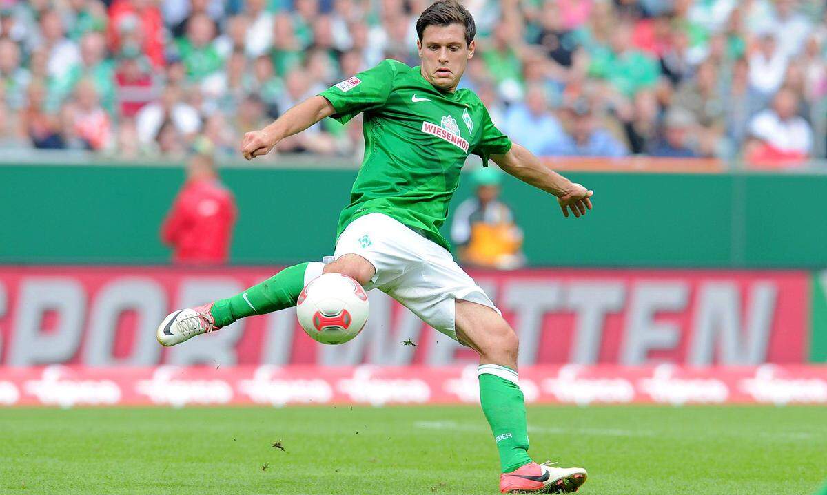 Seit 2012 spielt er bei Werder Bremen, 165 Spiele und 19 Tore schmücken seine Visitenkarte