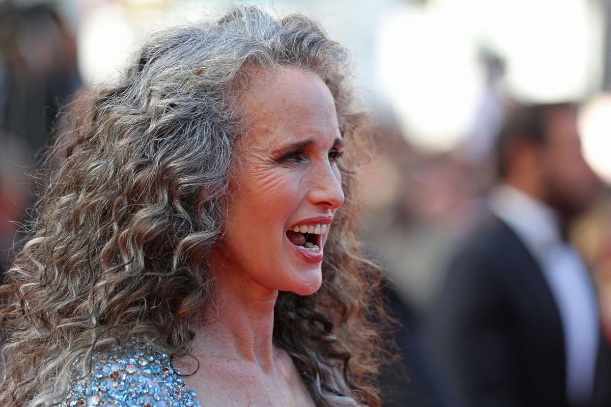 Andie MacDowell ist im Lockdown ergraut.