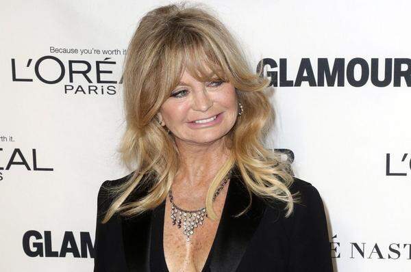 Schauspielerin Goldie Hawn betrauerte den frühen Tod Bowies mit nur 69 Jahren: "Du bist zu bald von uns gegangen", twitterte sie.