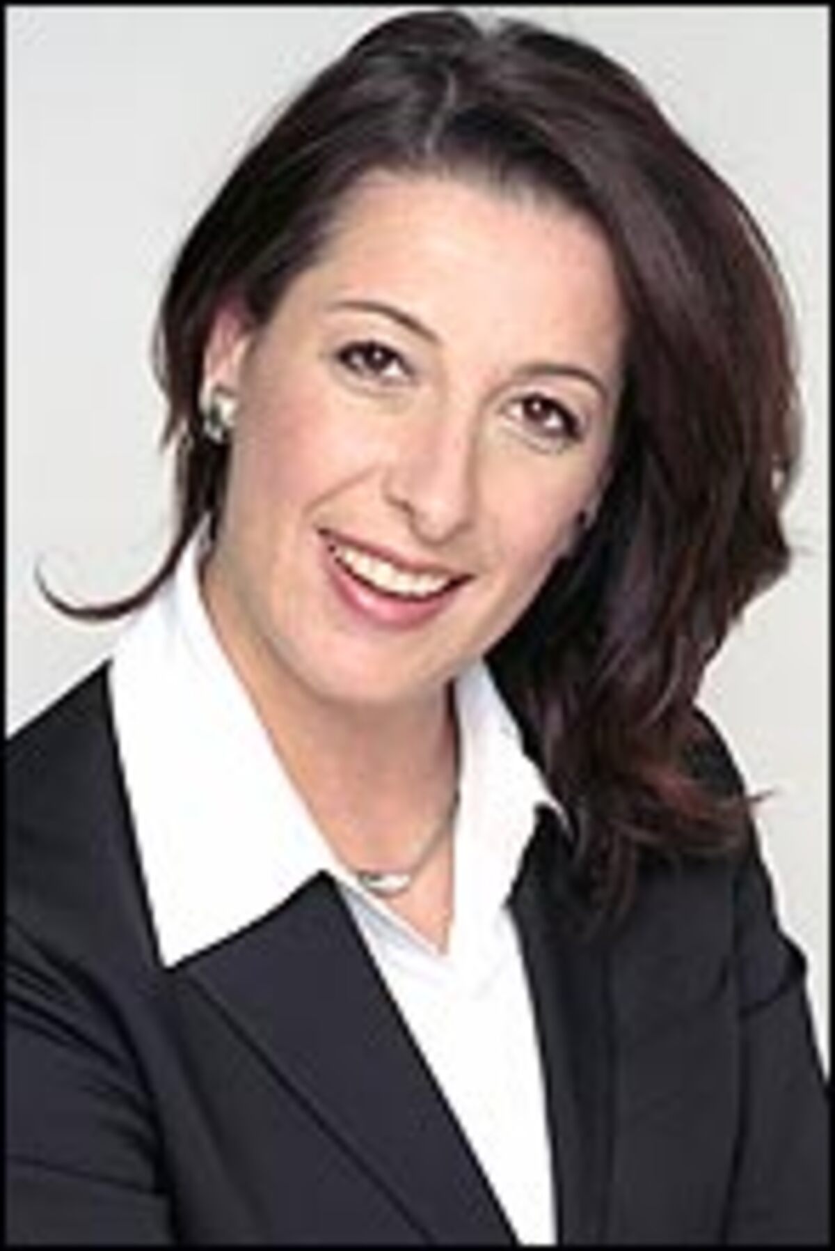 Brancheninsiderin Louisa Böhringer (39) ist ab 1. Jänner 2007 nicht nur Verbandssprecherin, sondern auch Geschäftsführerin des Direct Markting Verbandes Österreich (DMVÖ). Sie übernimmt ab Jänner 2007 die Agenden von Sepp Hamberger, der 17 Jahre die DMVÖ- Geschäftsführung innehatte.