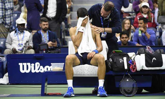 Tennis US Open 2019 Abandon de Novak Djokovic Serbie contre Stan Wawrinka Suisse TENNIS