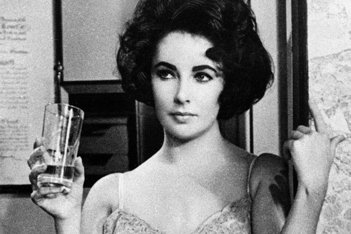 Für ihre Rolle in "Telefon Butterfield 8" erhielt sie 1960 erstmals einen Oscar ...