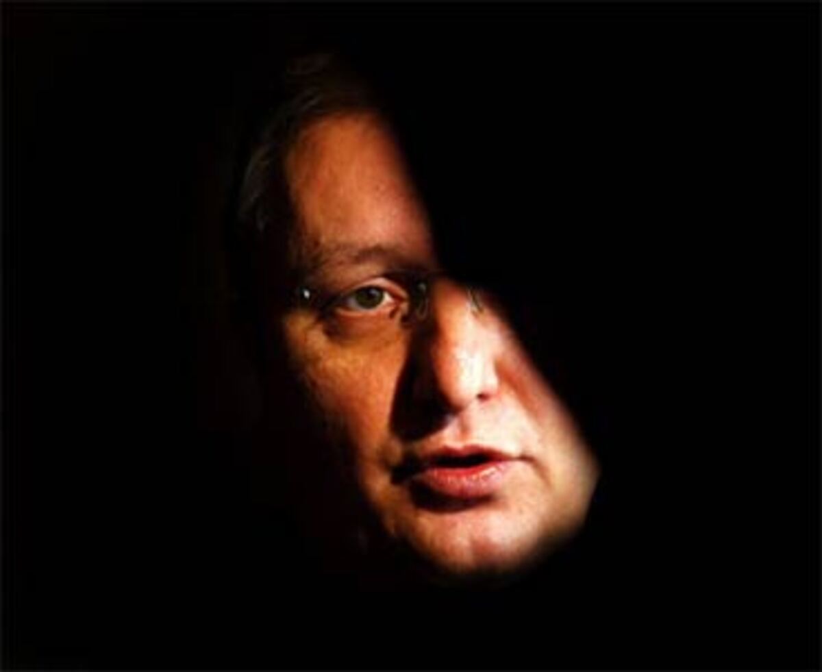 "Die Partei des Mittelstands, des stabilen Staatshaushaltes, der Einsparungen und Entlastungen."SP-Finanzsprecher Christoph Matznetter charakterisiert die SPÖ.