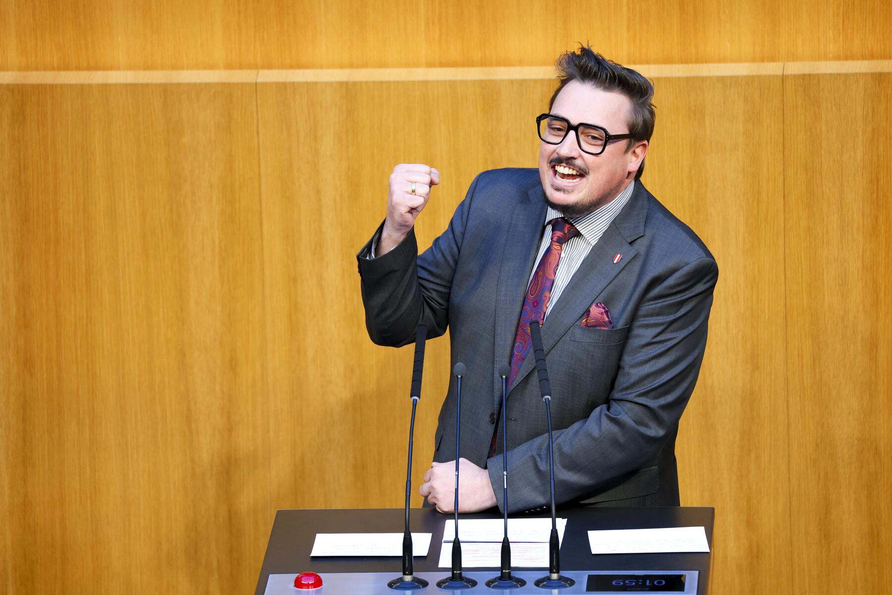 Nach Kritik an Predigt: FPÖ-Mandatar Steiner lädt Bischof Glettler auf „Kaffee und Kuchen“ ein