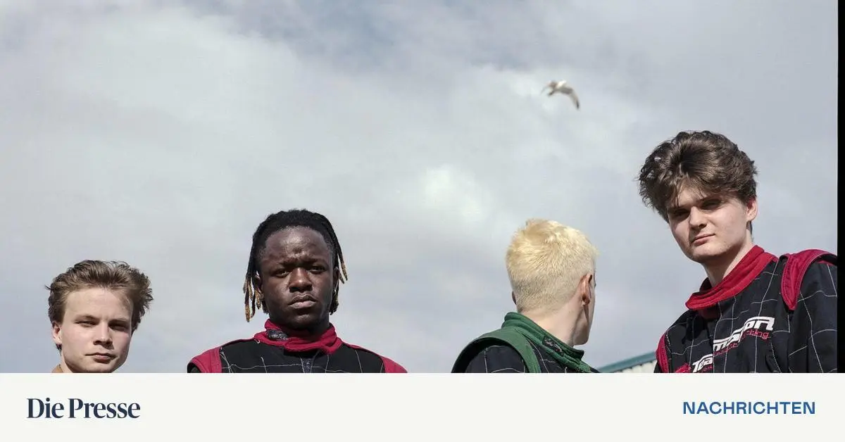 -Deine-Gitarre-hat-eine-ganze-Bewegung-gepr-gt-Matt-Kwasniewski-Kelvin-von-Black-Midi-mit-26-Jahren-verstorben-premium-