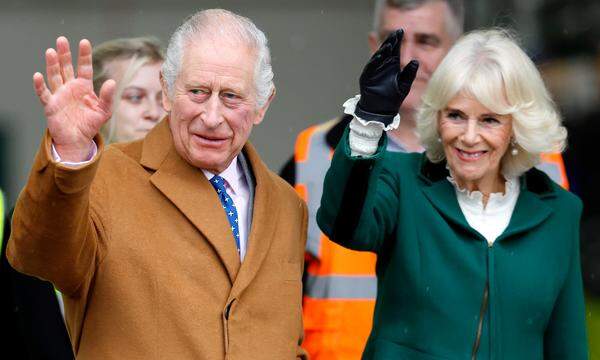 König Charles III. und seine Frau Camilla beim „Coronation Food Project“