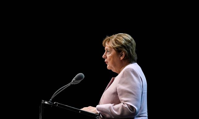 16 Jahre lang war Angela Merkel Bundeskanzlerin von Deutschland. Nun blickt sie zurück: Auf ihre Jahre in der Politik, Entscheidungen in der Weltpolitik und ihrem Aufwachsen in der DDR. 