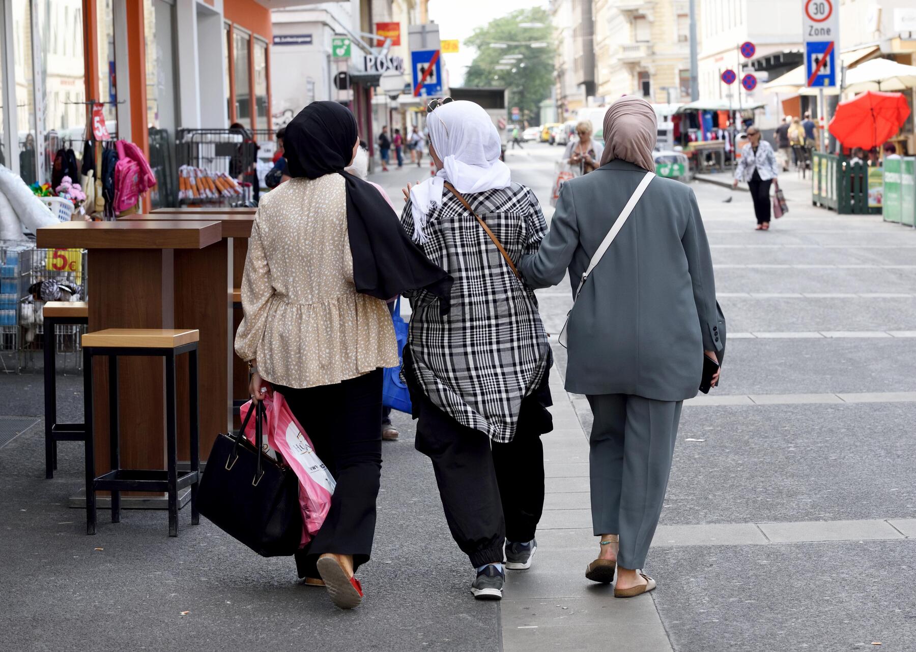 Wo heben Migranten das Bildungsniveau? [premium]