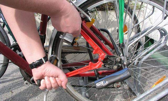 THEMENBILD: FAHRRADDIEBSTAHL IN OESTERREICH