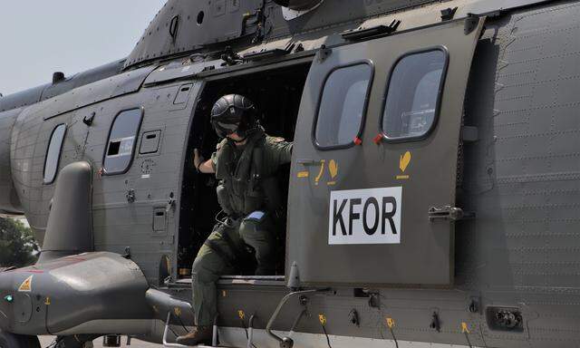 Rund 4500 Soldaten stellt die KFOR derzeit im Kosovo, 27 Staaten beteiligen sich am Einsatz.
