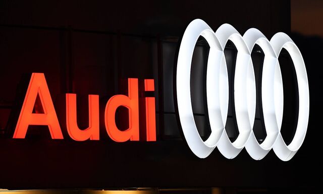 Beleuchtetes Audi Logo Freiburg 28 01 2017