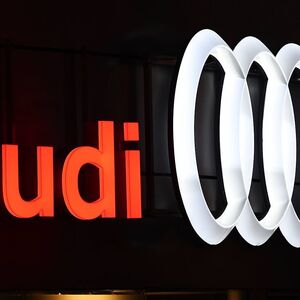 Beleuchtetes Audi Logo Freiburg 28 01 2017