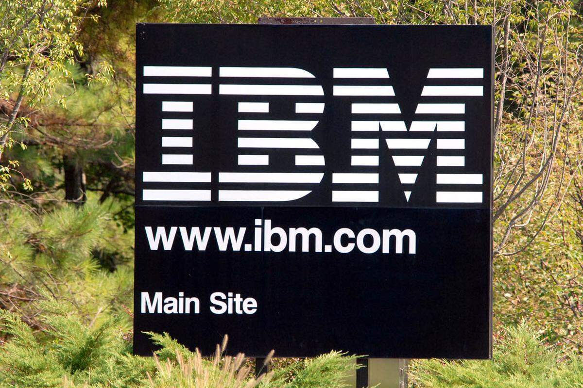 IBM verdient sein Geld mit Hardware, Software und IT-Dienstleistungen. Der Wert der Marke beträgt 52,6 Milliarden Euro.