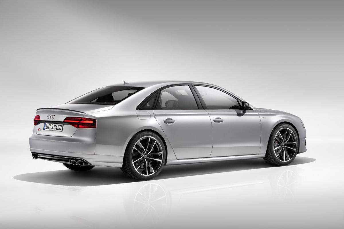 Die Fahrleistung des S8 plus ist beeindruckend. Der Audi beschleunigt in 3,8 Sekunden auf 100 km/h.