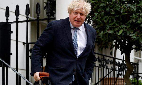 Der britische Ex-Premierminister Boris Johnson legt übereinstimmenden Medienberichten sein Abgeordnetenmandat im Parlament nieder. 