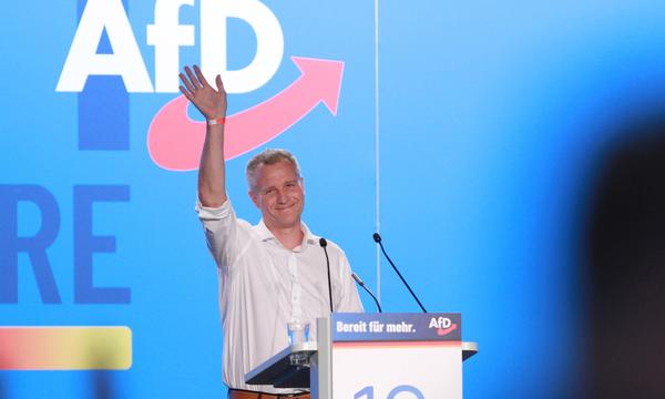Petr Bystron anno 2023 bei einer Rede auf dem AfD-Bundesparteitag in Magdeburg.