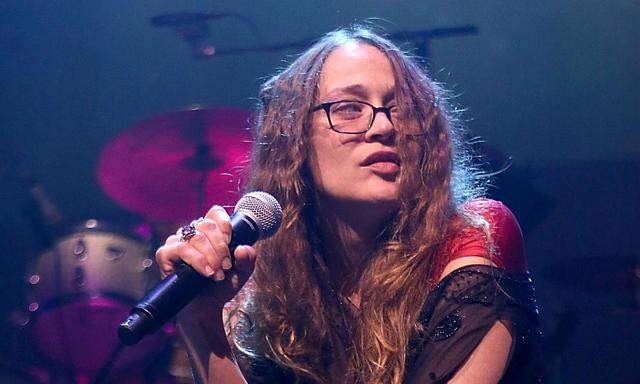 Fiona Apple: „Your Molecular Structure“. 