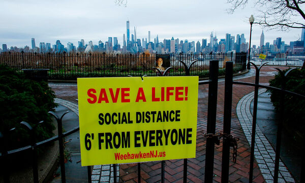 New York im Ausnahmezustand. Ärzte und Sanitäter klagen über ein moralisches Dilemma.