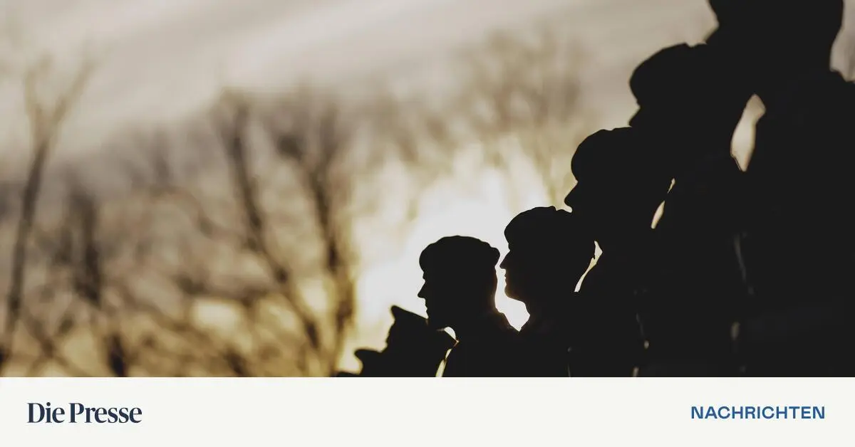 Deutsche-Wehrpflichtige-m-ssen-sich-bei-der-Bundeswehr-melden-wenn-sie-l-nger-ins-Ausland-reisen-premium-