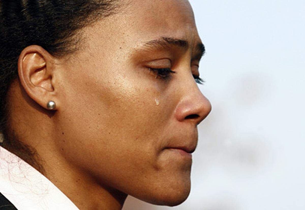 Die Leichtathletin Marion Jones wird vom Weltverband für zwei Jahre gesperrt, alle Ergebnisse seit September 2000 werden annulliert. Der Amerikanerin wurde die Verwendung eines anabolen Steroids nachgewiesen. Im Jänner 2008 wird sie wegen Falschaussage im Dopingprozess zu sechs Monaten Haft verurteilt.