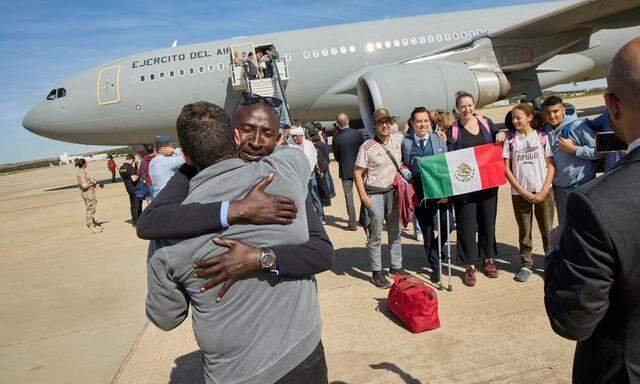 Ankunft in Spanien nach der Evakuierung 