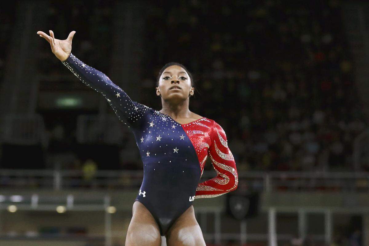 So sehen Stars, Stripes und Sieger aus, Simone Biles aus den USA.