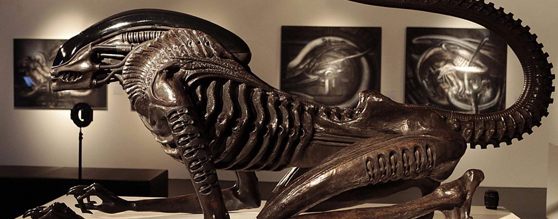 ARS ELECTRONICA 2013: AUSSTELLUNG ´HR GIGER. DIE KUNST DER BIOMECHANIK´