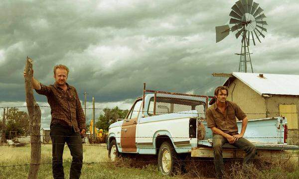 Vier Mal wurde "Hell Or High Water" nominiert. Zwei Brüder (Chris Pine, Ben Foster) begehen in dem Film von David Mackenzie Banküberfälle, um mit dem Geld die heimatliche Farm in Texas zu retten. Gejagt werden sie von Jeff Bridges. Wann der Film in Österreichs Kinos zu sehen sein wird, ist ungewiss.