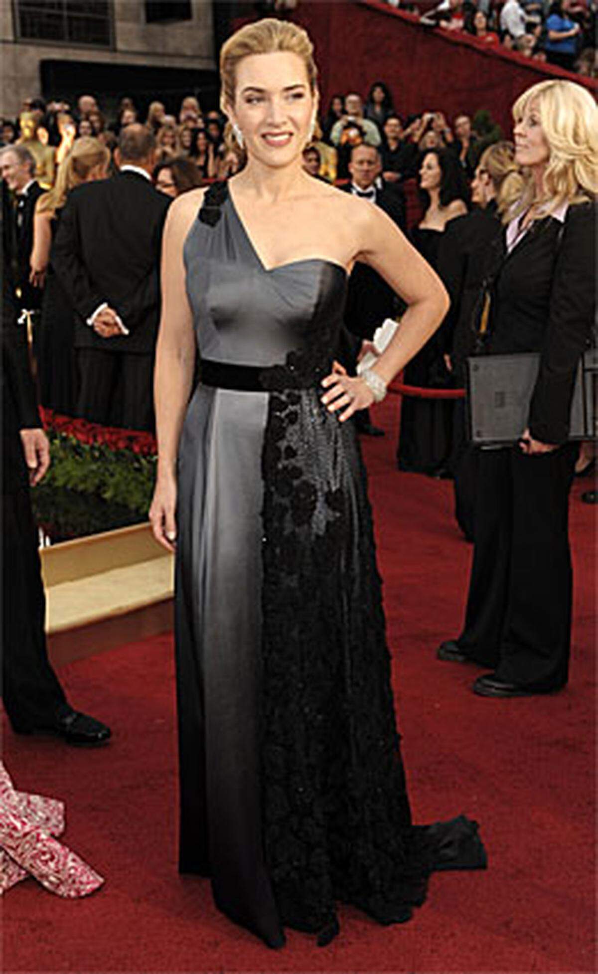 Galt als Favoritin für den Oscar als Beste Hauptdarstellerin und jetzt stolze Gewinnerin : Kate Winslet.