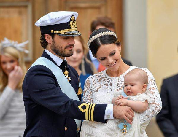 Prinz Alexander, Nesthäkchen des schwedischen Königshauses, feierte am 19. April 2017 seinen ersten Geburtstag.
