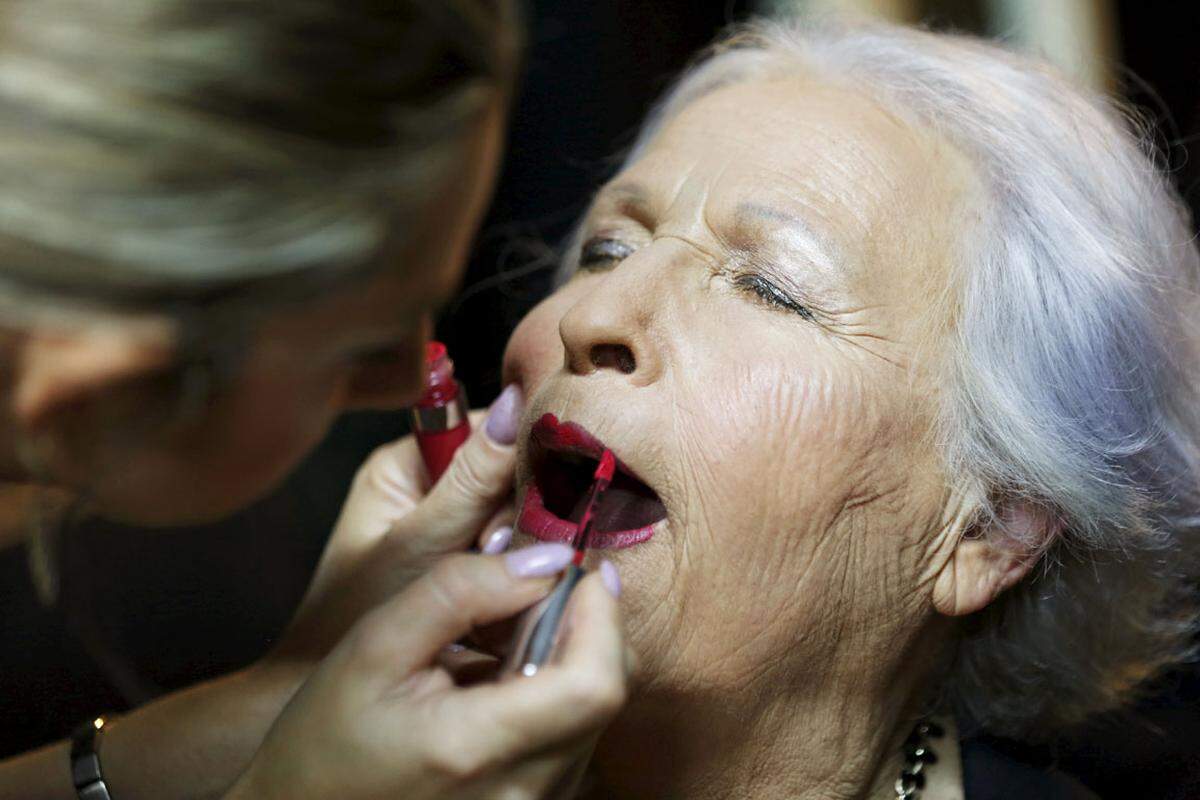 Die 79-jährige Hava Hershkovitz ging dieses Jahr als Siegerin hervor. "In diesem Alter an einem Schönheitswettbewerb teilzunehmen ist nicht leicht. Aber wir tun es um zu zeigen, dass wir noch leben", erklärte sie der Nachrichtenagentur AP.  