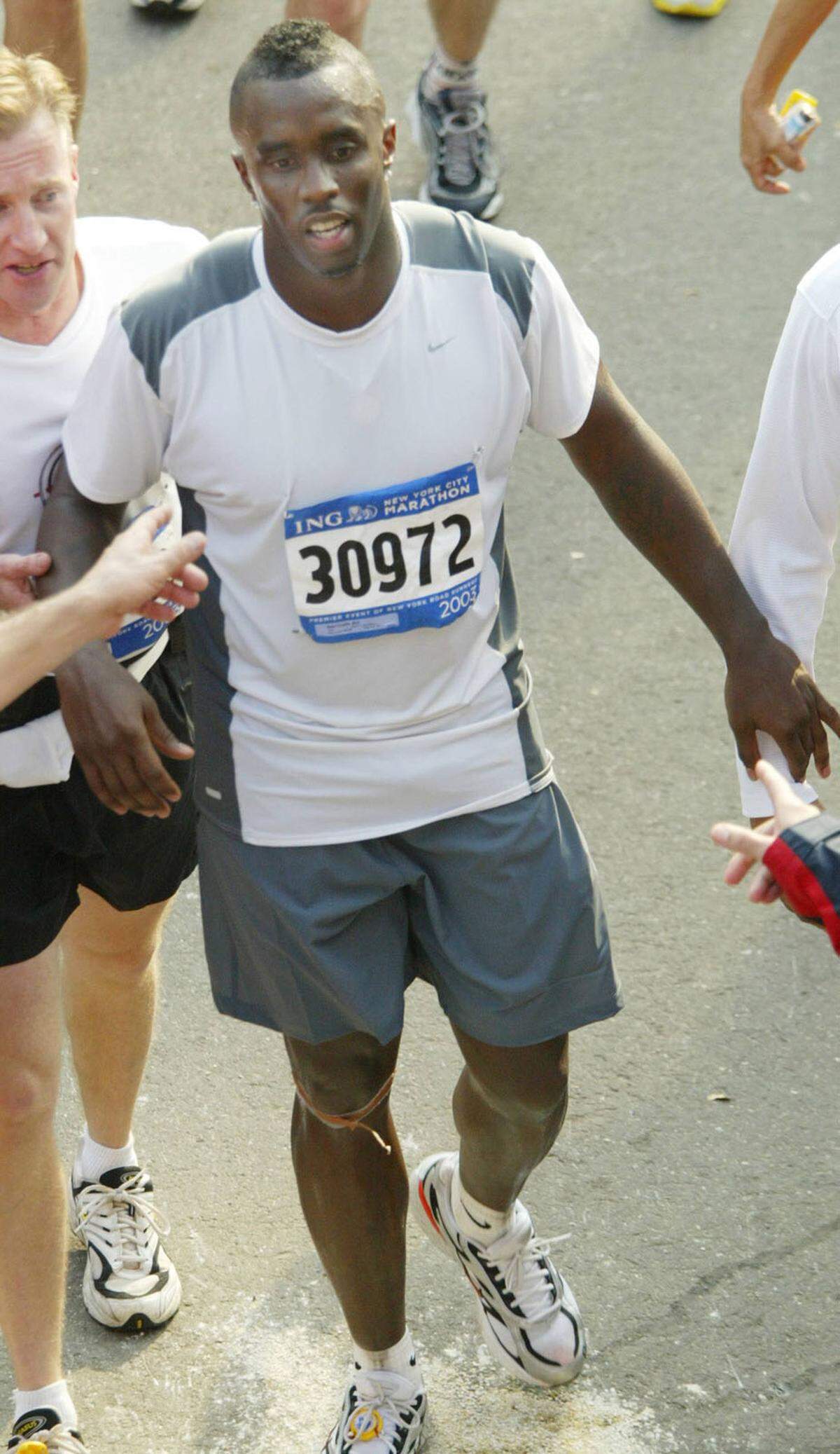 Auch kein Poser, Rapper P. Diddy lief den New York Marathon 2003 in einer Zeit von 4:14:52.