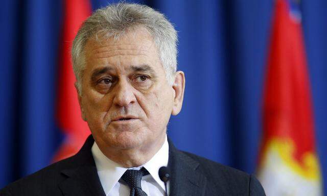 Serbien Nikolic entschuldigt sich