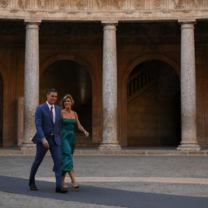 Premier Pedro Sánchez und seine Frau, Begoña Gómez.  