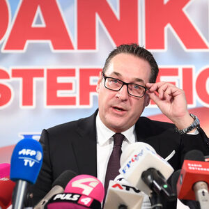 FPÖ-Chef Strache bei der Pressekonferenz am Mittwoch