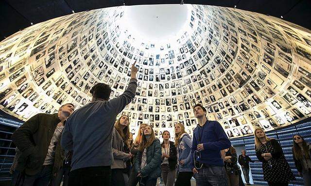 ''Halle der Namen'' im Holocaust-Museum Yad Vashem