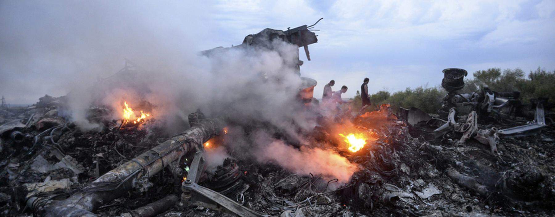 epaselect UKRAINE MALAYSIA AIRLINES PLANE CRASH