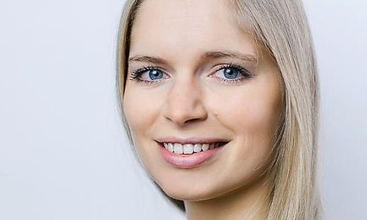 Julia Gaulhofer (32) folgt Bernadette Metzler nach und spricht für L’Oréal. Nach Stationen bei Estée Lauder und Nespresso ist sie für die Kommunikation des Kosmetikunternehmens verantwortlich.
