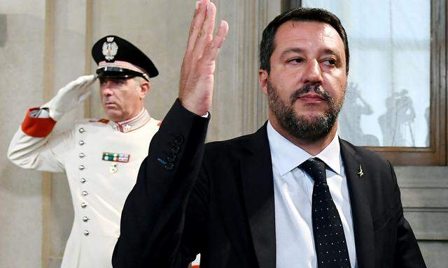 ITALY-POLITICS-GOVERNMENT-CRISIS