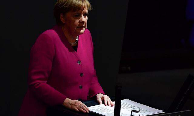 Angela Merkel hielt ihre erste Regierungserklärung in der neuen Großen Koalition.