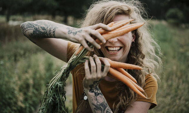 Frisches, vielfältiges Gemüse wird inzwischen von Marktgärtnerinnen und Marktgärtnern im ganzen Land produziert.