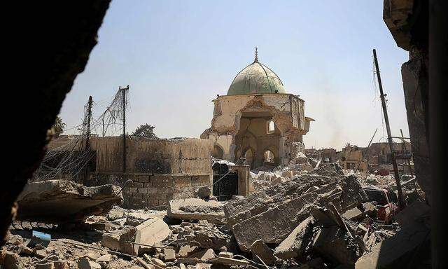 Die zerstörte Moschee von Mossul. 