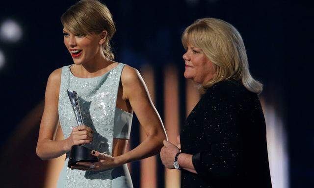 Taylor und ihre Mutter Andrea Swift