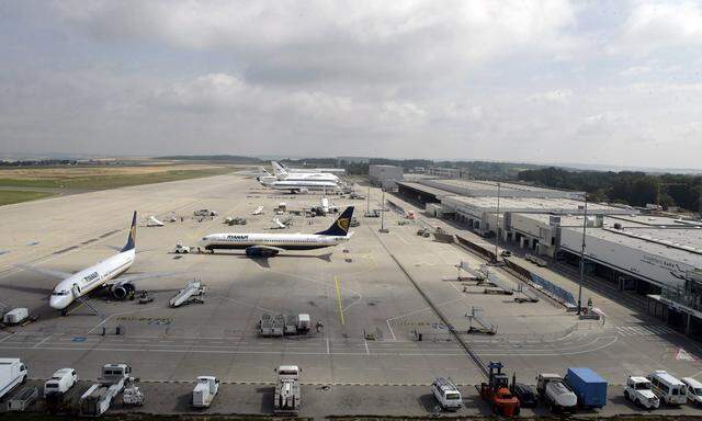 Wird es künftig nicht mehr geben: Ryanair-Maschinen am Flughafen Frankfurt.