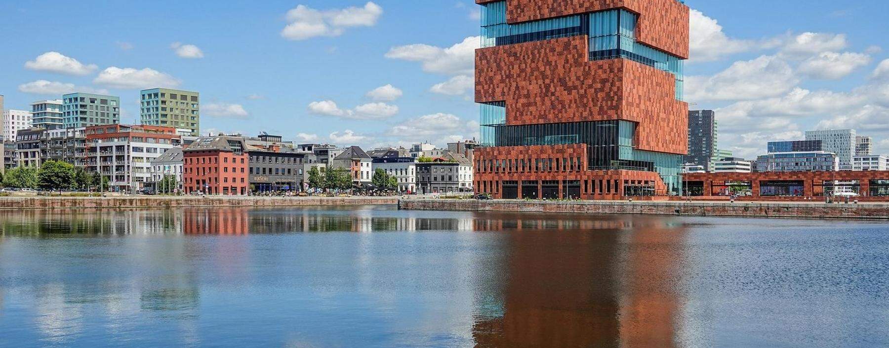 Neues Wahrzeichen: das „Museum am Strom“ von Neutelings Riedijk Architects.