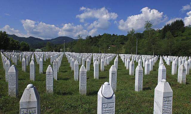 Gedenkstätte in Potocari nahe Srebrenica